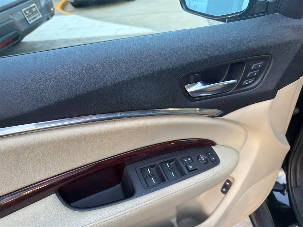 Used 2016 Acura MDX FWD w/ Technology Package image 12