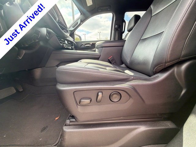 Used 2025 Chevrolet Tahoe LT RWD image 40