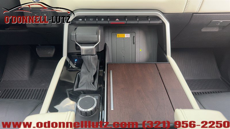 Used 2024 Toyota Sequoia Capstone RWD image 29