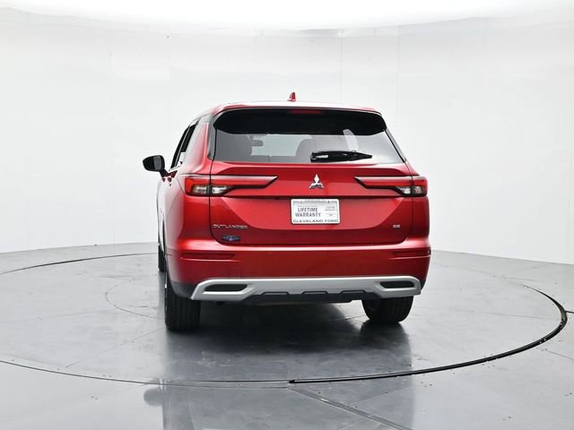 Used 2024 Mitsubishi Outlander SE image 10