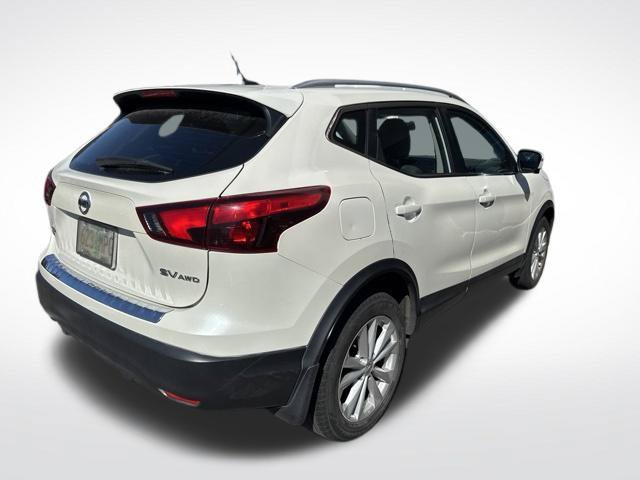 Used 2017 Nissan Rogue Sport SV w/ SV Premium Package AWD/4WD image 6
