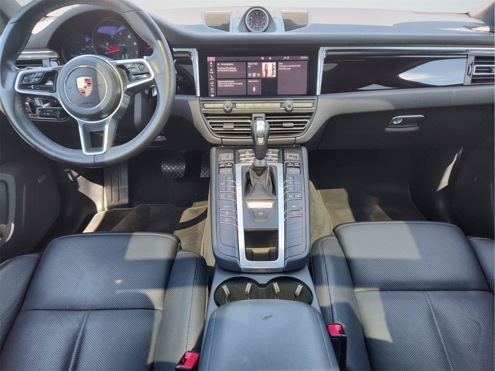 Used 2020 Porsche Macan AWD/4WD image 10