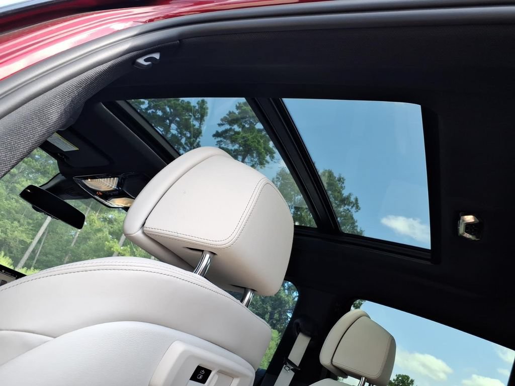 Used 2023 BMW X6 xDrive40i w/ M Sport Package AWD/4WD image 11