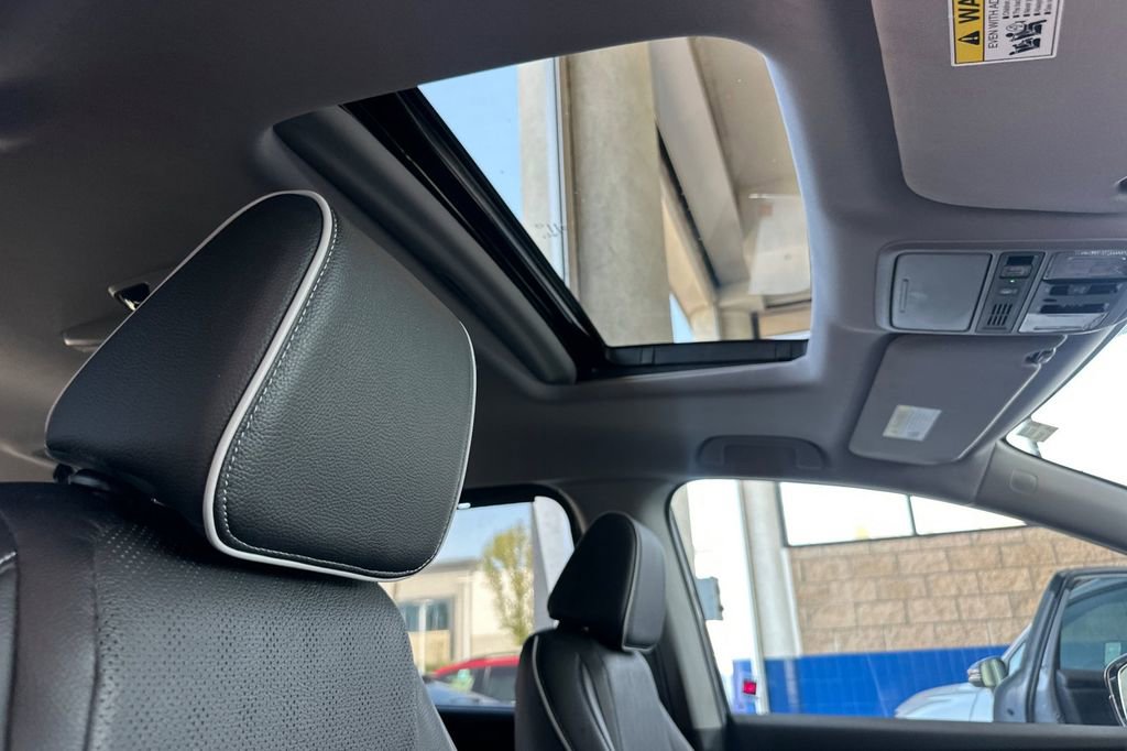 Certified 2023 Honda Odyssey Elite image 21