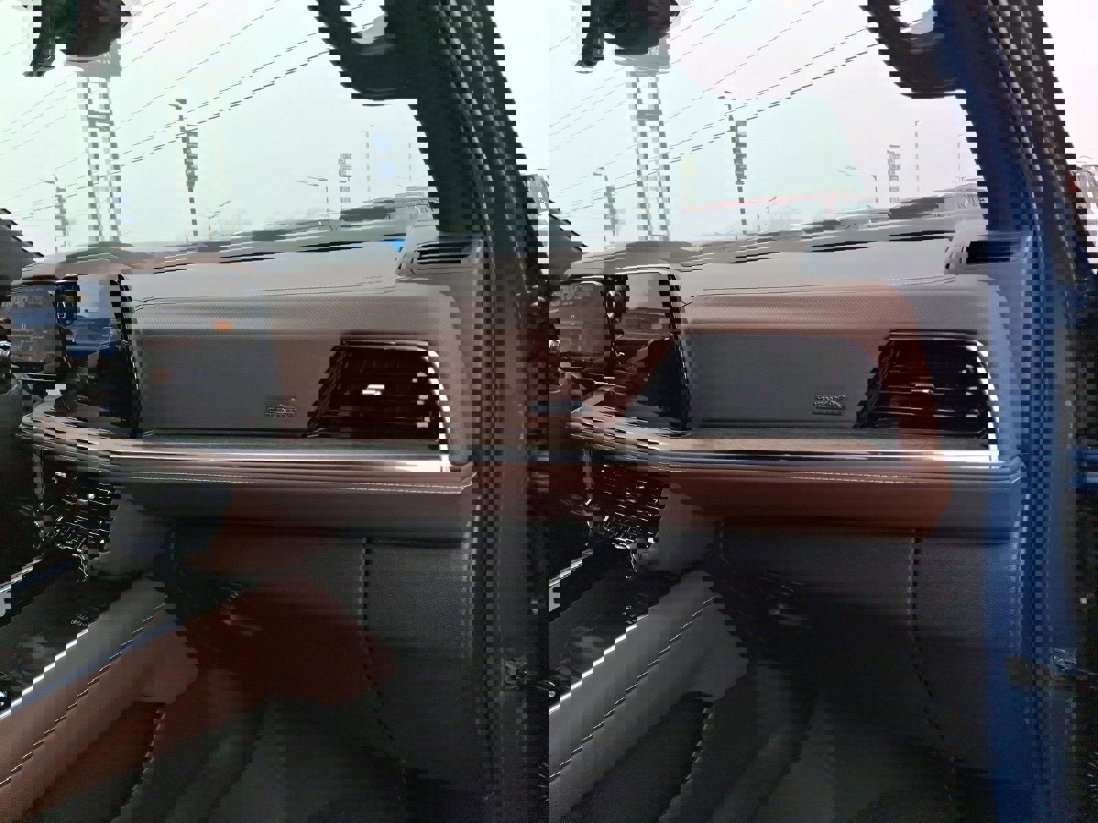 New 2026 Chevrolet Suburban High Country image 28