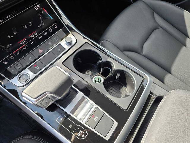 Used 2025 Audi Q8 Premium Plus w/ Premium Plus Package AWD/4WD image 32