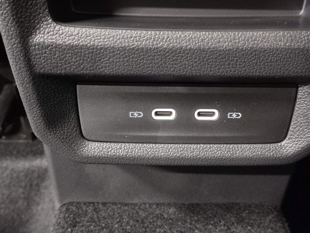 New 2026 Volkswagen Taos SE AWD/4WD image 34