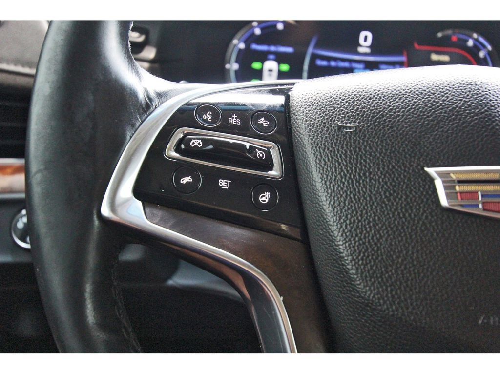 Used 2020 Cadillac Escalade ESV Luxury AWD/4WD image 16