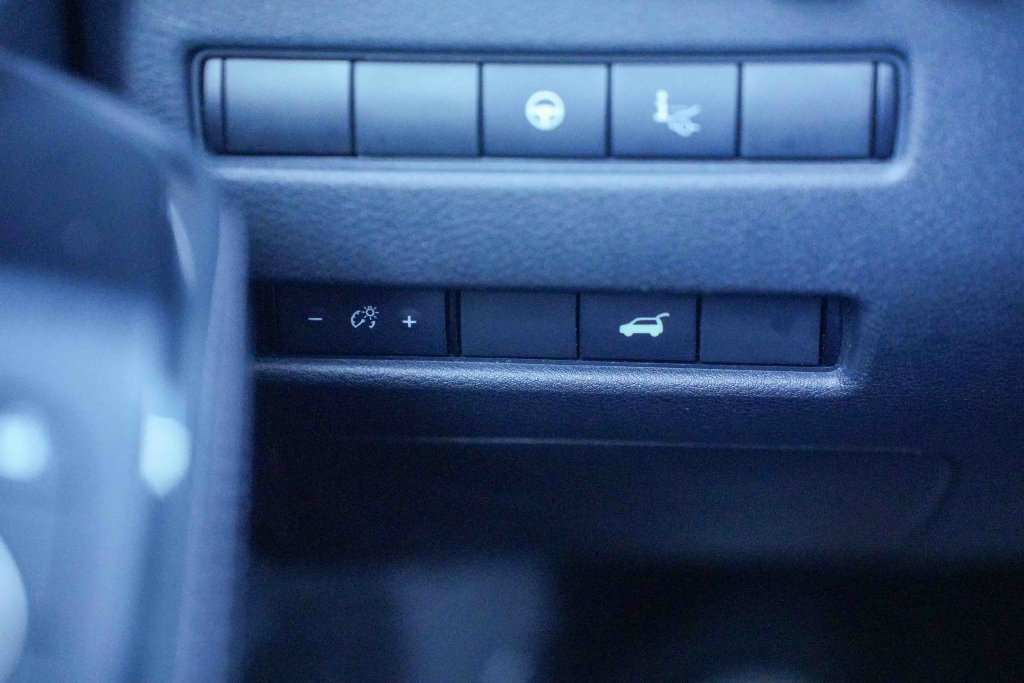 Used 2021 Nissan Rogue Platinum AWD/4WD image 31