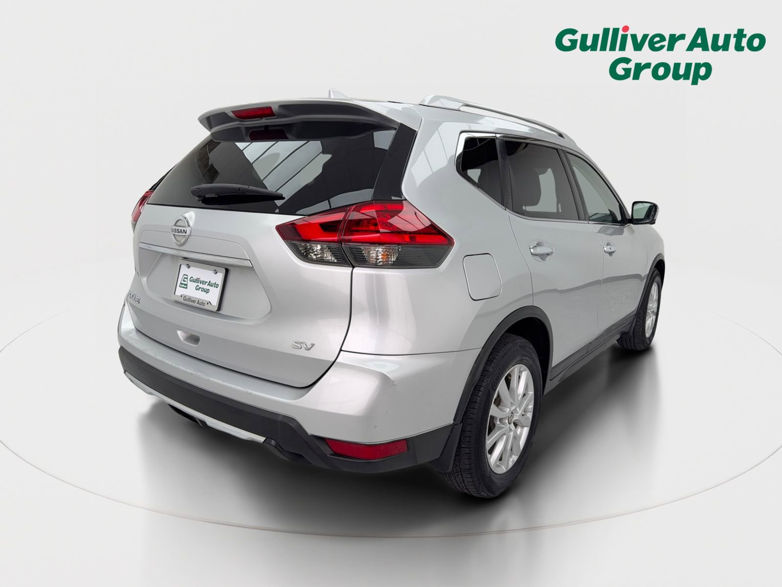 Used 2017 Nissan Rogue SV w/ SV Premium Package image 8