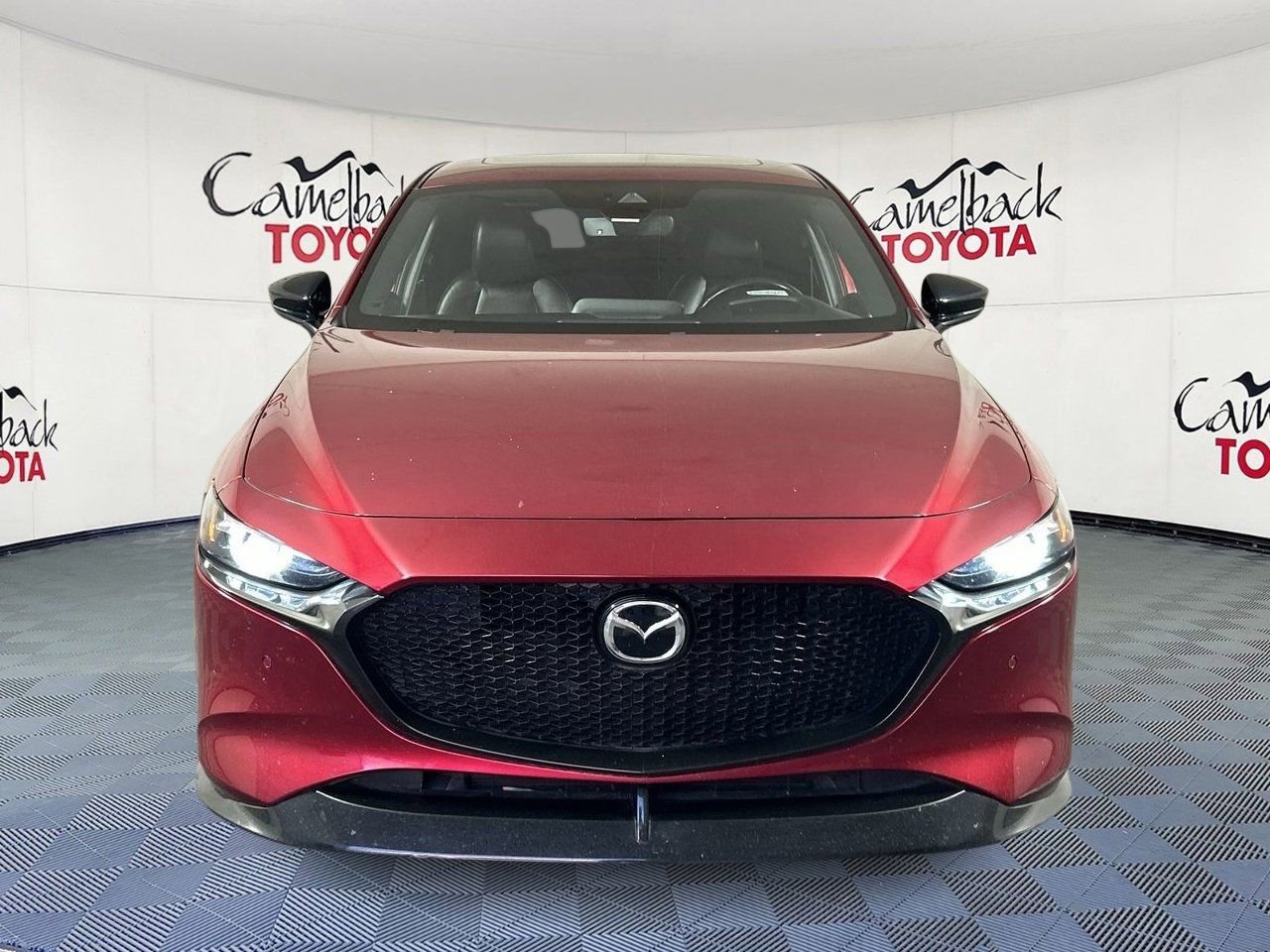 Used 2023 MAZDA MAZDA3 Hatchback w/Premium Plus Pkg AWD/4WD image 3