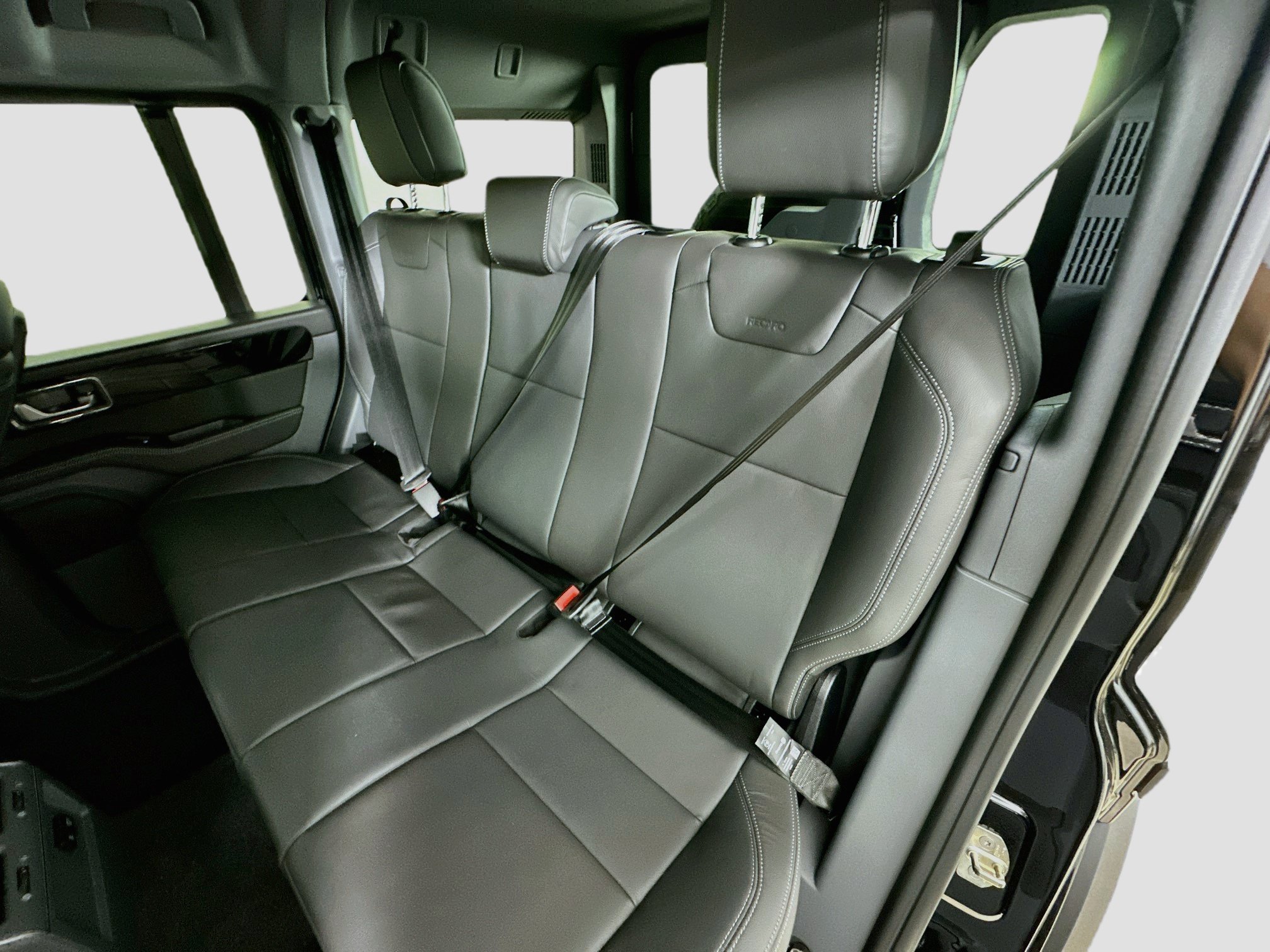New 2026 INEOS Grenadier Station Wagon AWD/4WD image 38