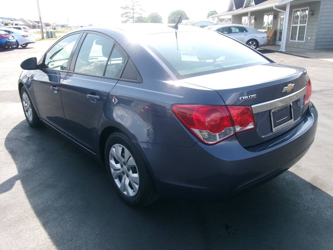Used 2014 Chevrolet Cruze LS FWD image 7