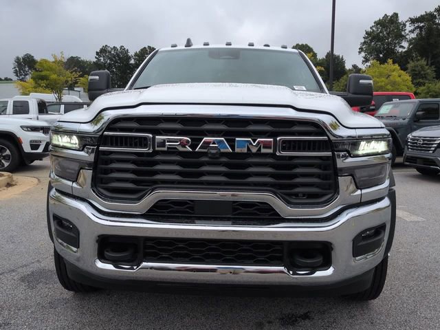 New 2026 RAM 4500 4x4 Crew Cab DRW image 8