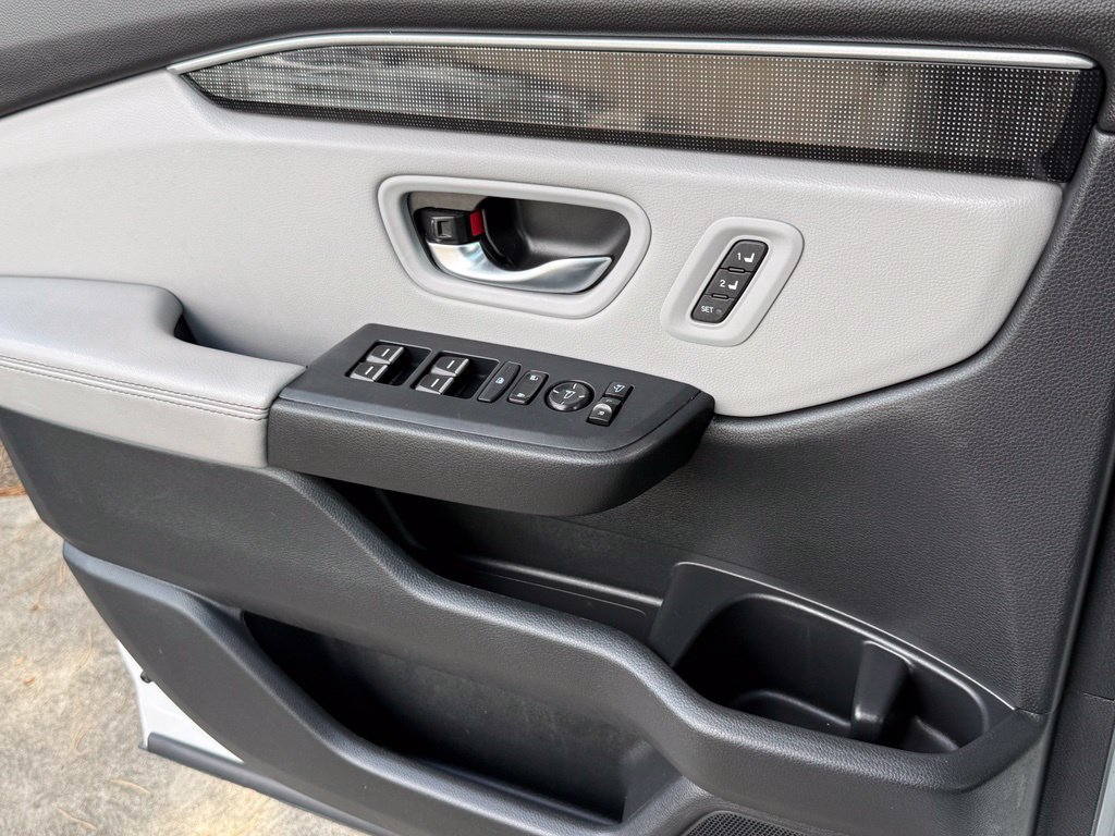 Used 2023 Honda Pilot Elite image 29