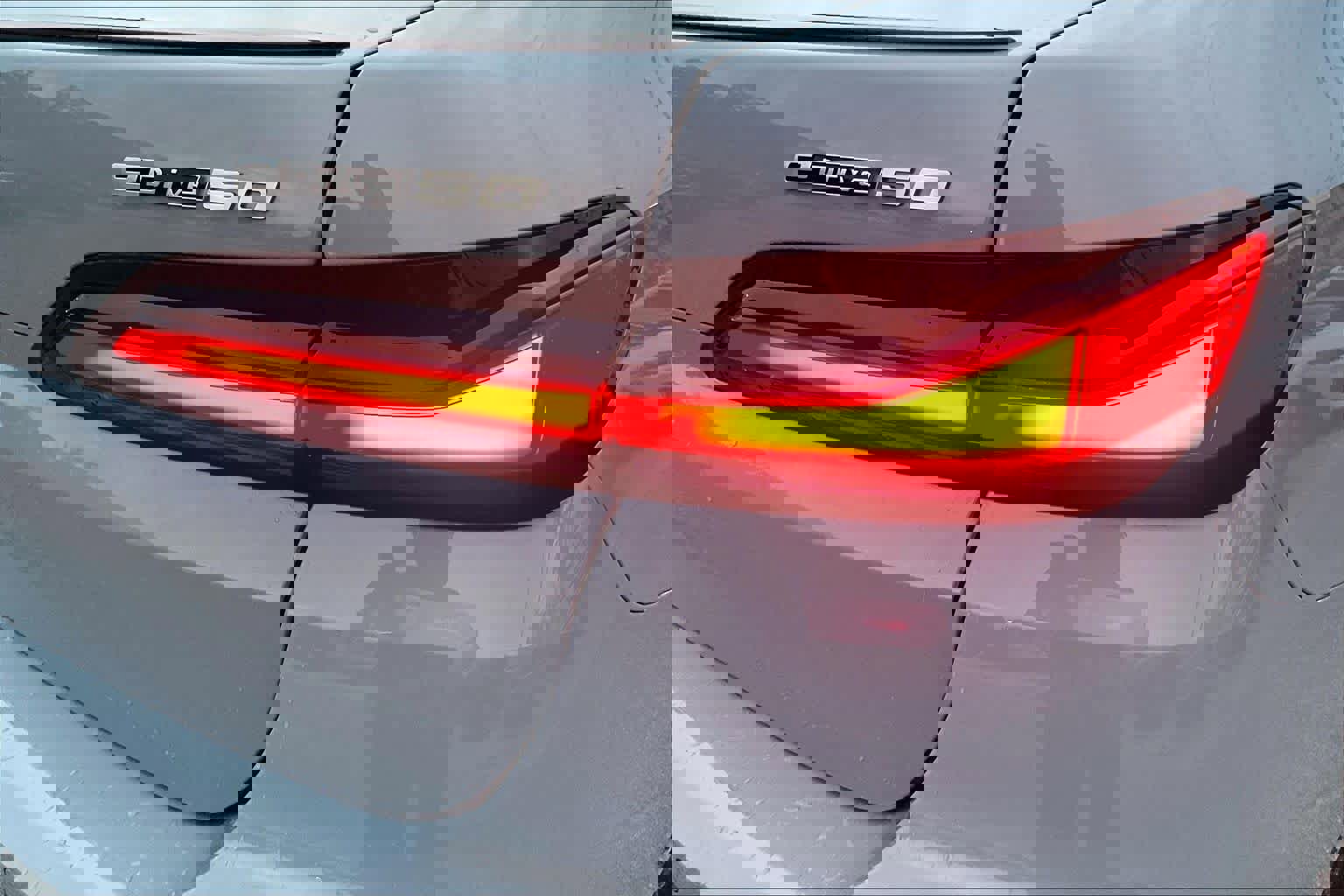 Used 2025 BMW i7 eDrive50 w/ M Sport Package image 29