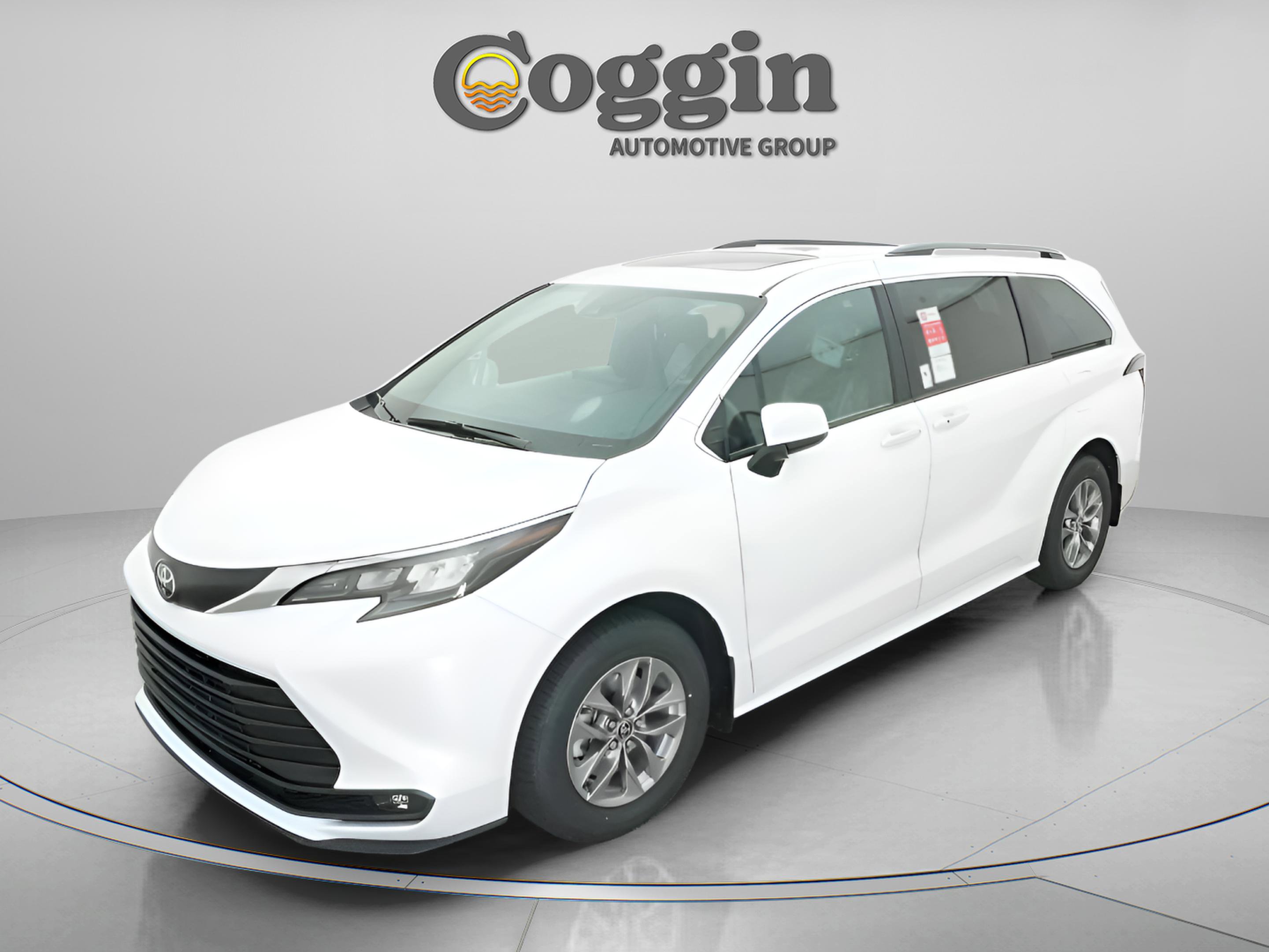 New 2026 Toyota Sienna XLE FWD image 1