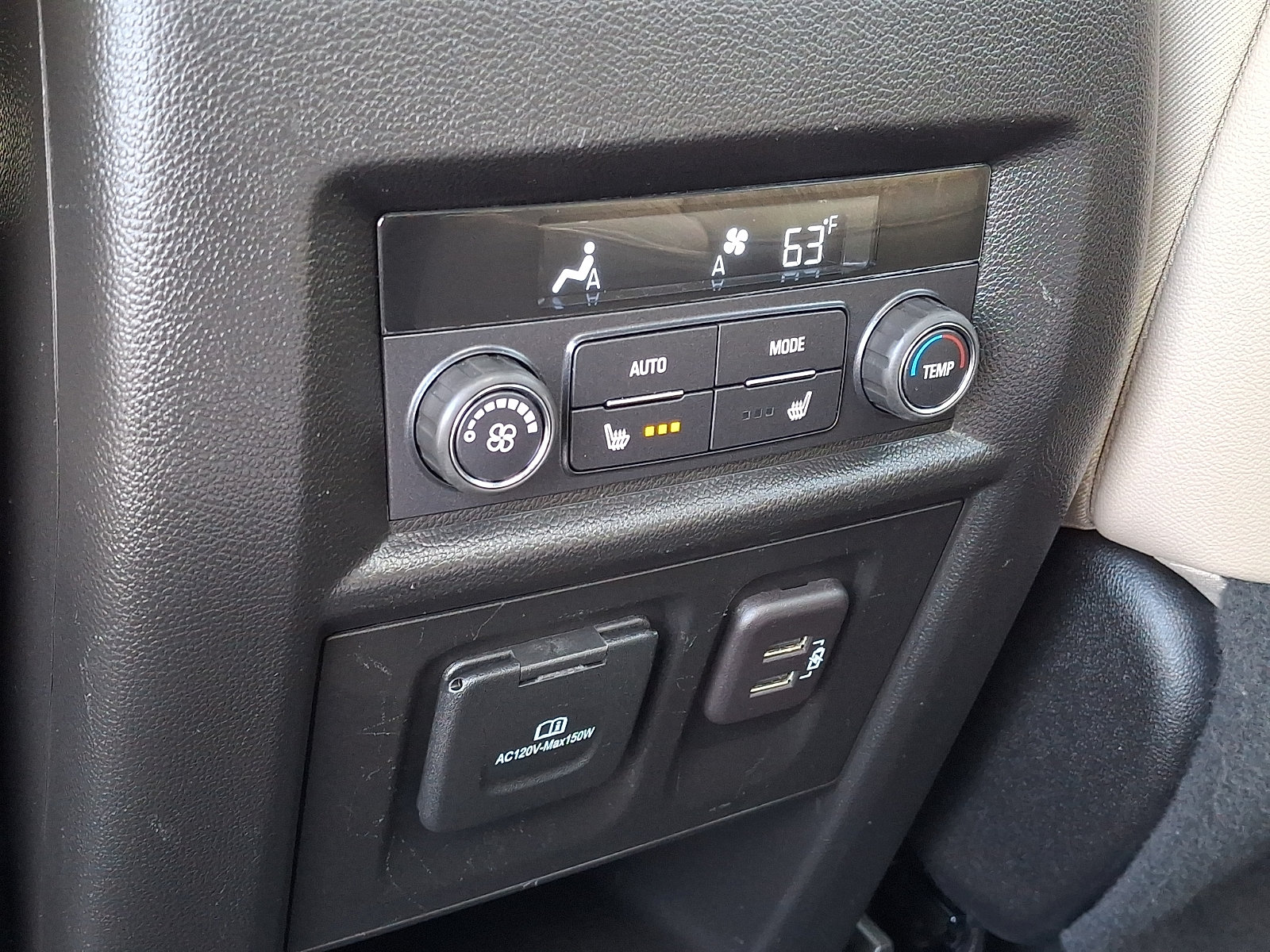 Certified 2023 Chevrolet Traverse Premier FWD image 12