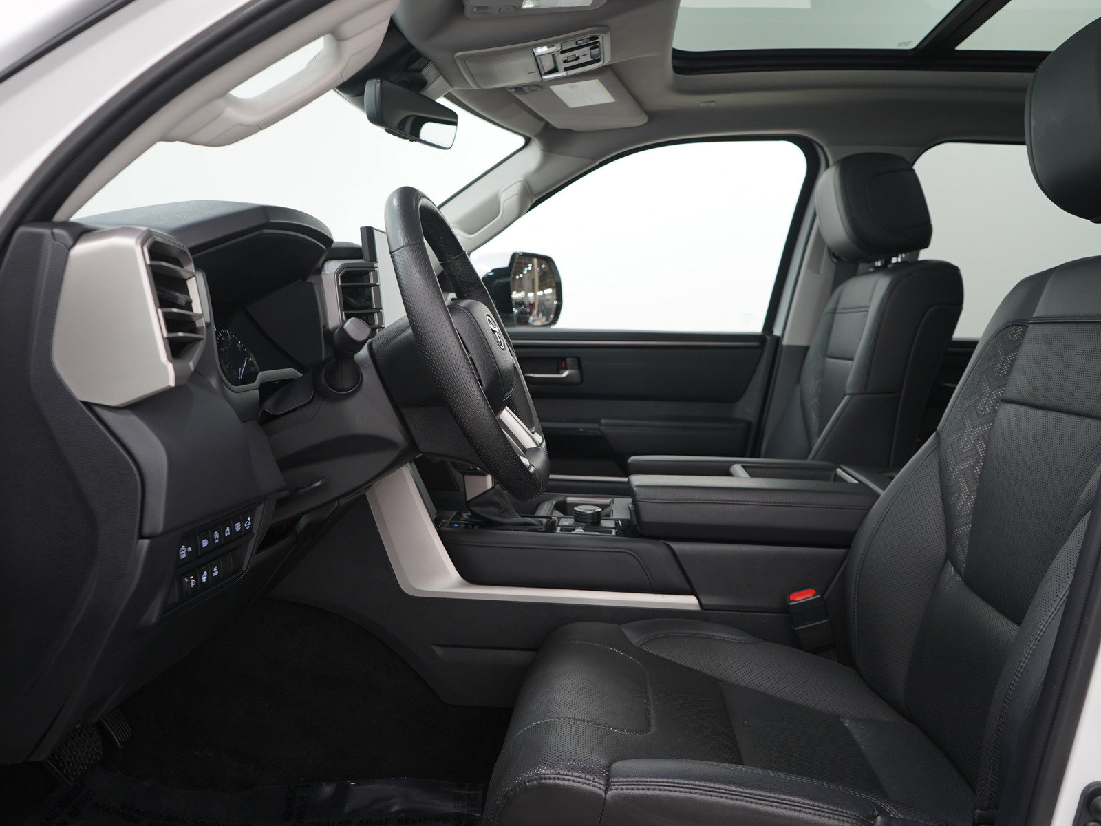 Used 2022 Toyota Tundra Limited AWD/4WD image 18