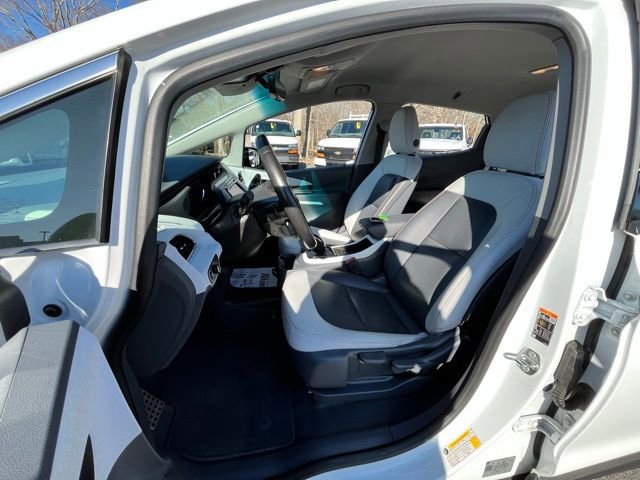 Used 2020 Chevrolet Bolt Premier w/ Infotainment Package image 18