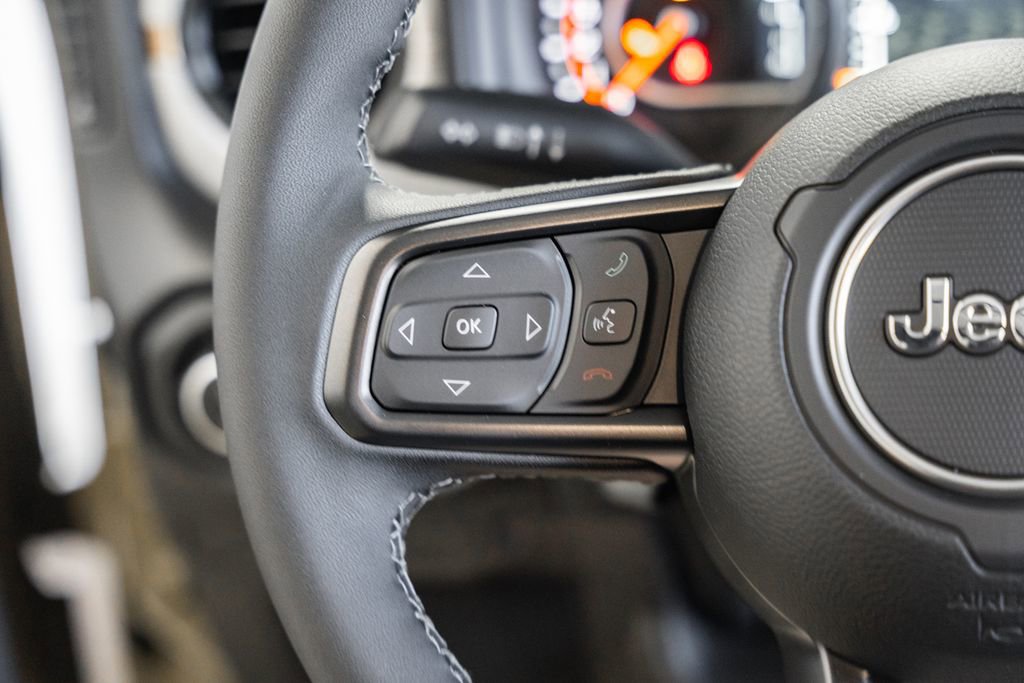 New 2026 Jeep Gladiator Sport image 32