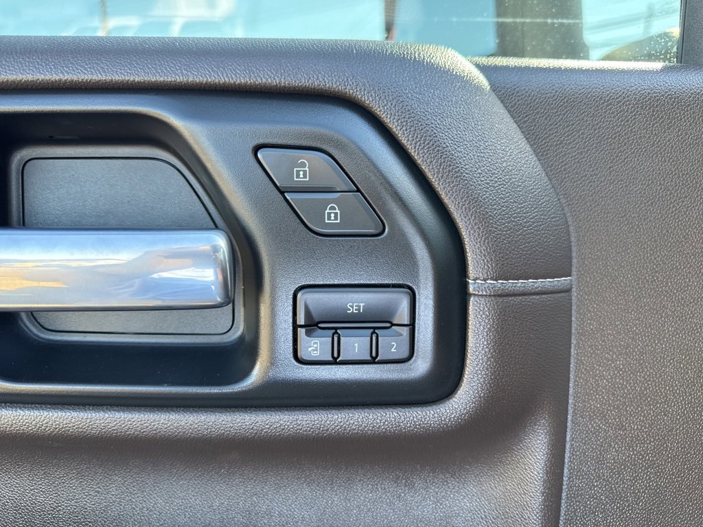 Used 2021 GMC Sierra 3500 SLT w/ SLT Preferred Package image 36