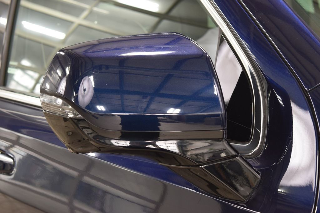 Used 2024 Cadillac Escalade Premium Luxury Platinum image 16