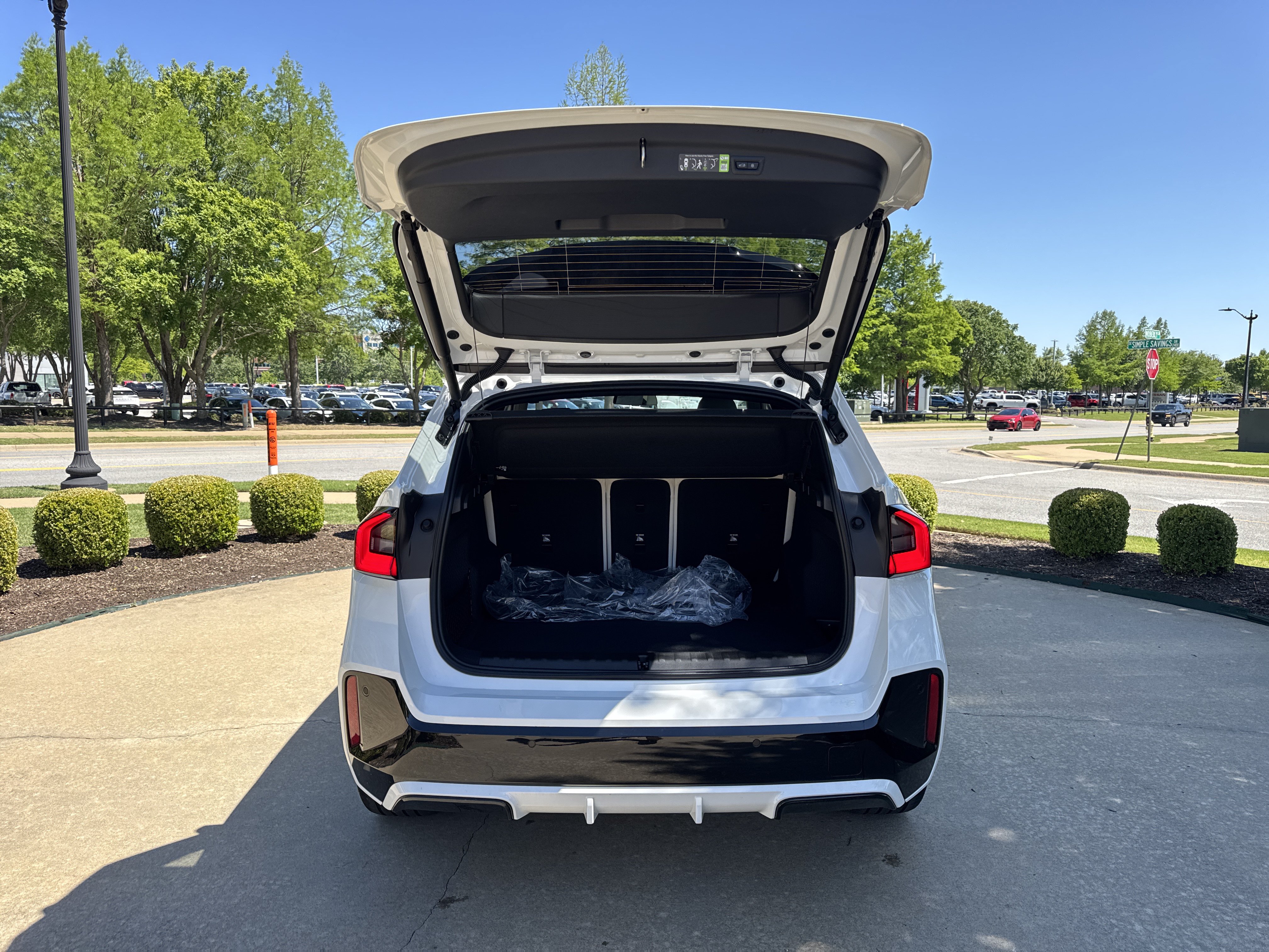 New 2026 BMW X1 xDrive28i w/ Technology Package AWD/4WD image 23