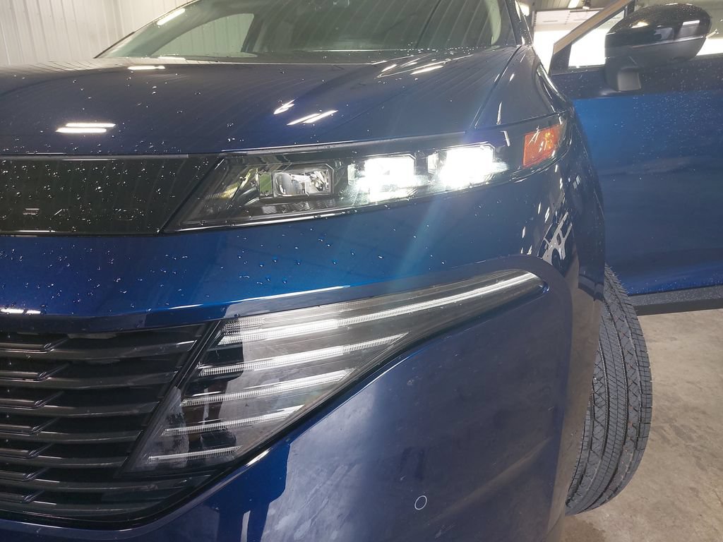 Certified 2025 Nissan Murano SL w/ Cargo Package AWD/4WD image 33