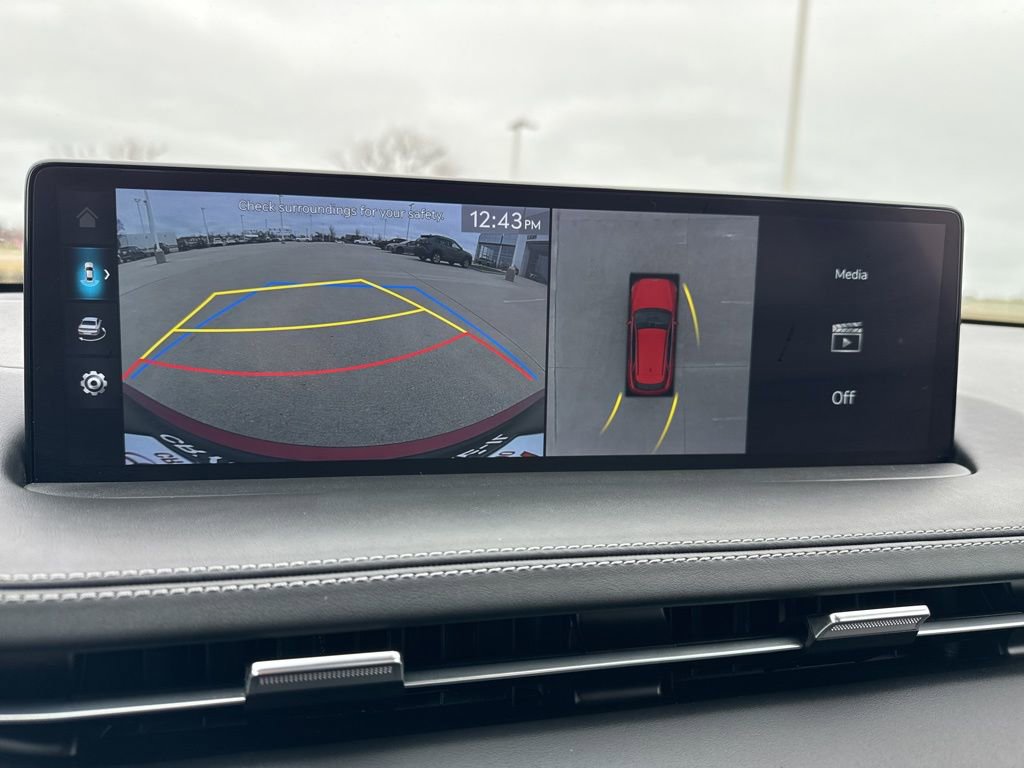 Used 2024 Genesis GV70 2.5T w/ Sport Prestige Package image 15