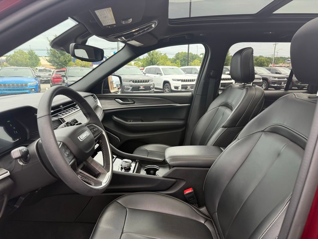 Used 2024 Jeep Grand Cherokee Limited 4xe AWD/4WD image 15