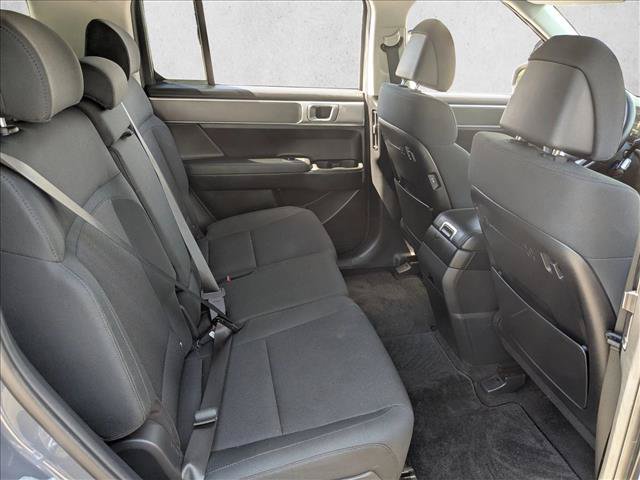 Used 2025 Hyundai Santa Fe SE FWD image 23