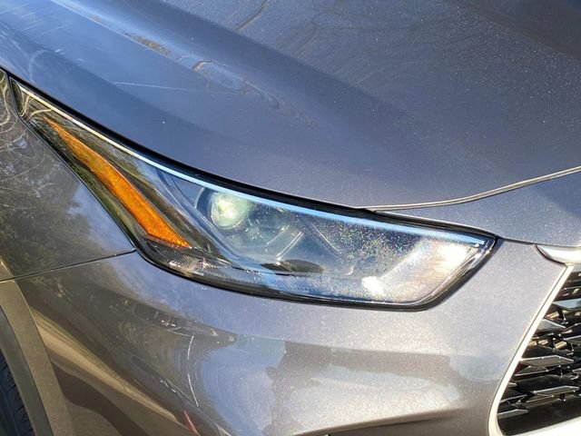 Used 2022 Toyota Highlander L image 4