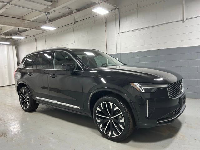 Used 2025 Volvo XC90 B6 Plus AWD/4WD image 4