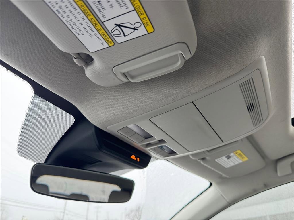 Used 2020 MAZDA CX-30 Premium image 25