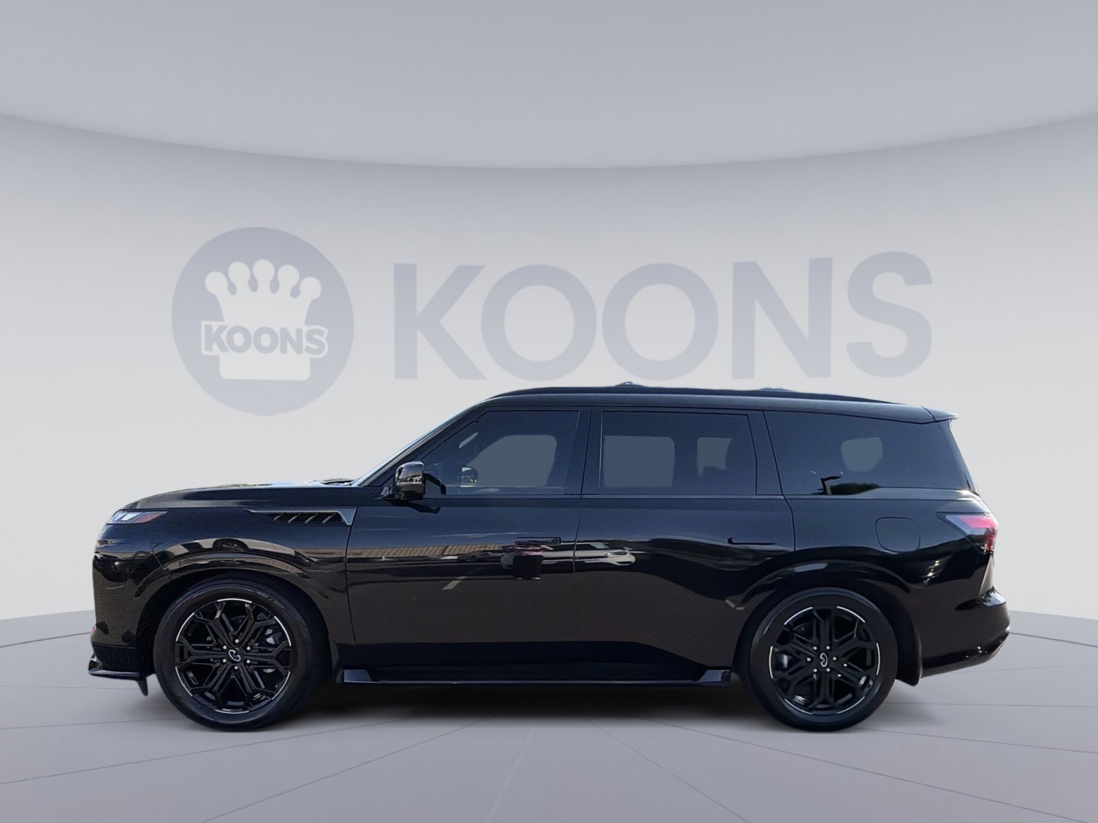 Used 2026 INFINITI QX80 4WD w/ Sport Exterior Package image 2