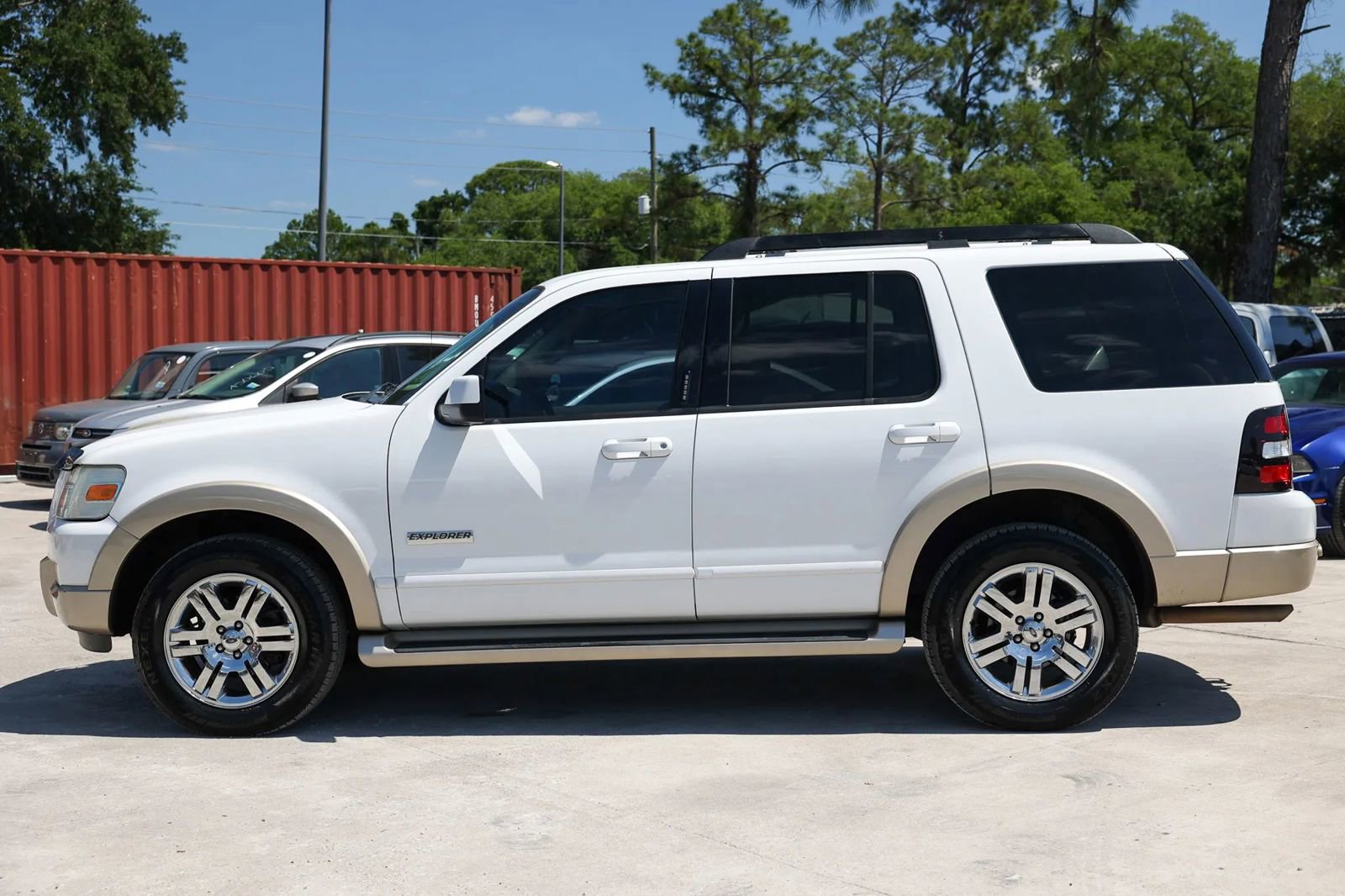 Used 2006 Ford Explorer Eddie Bauer AWD/4WD image 3