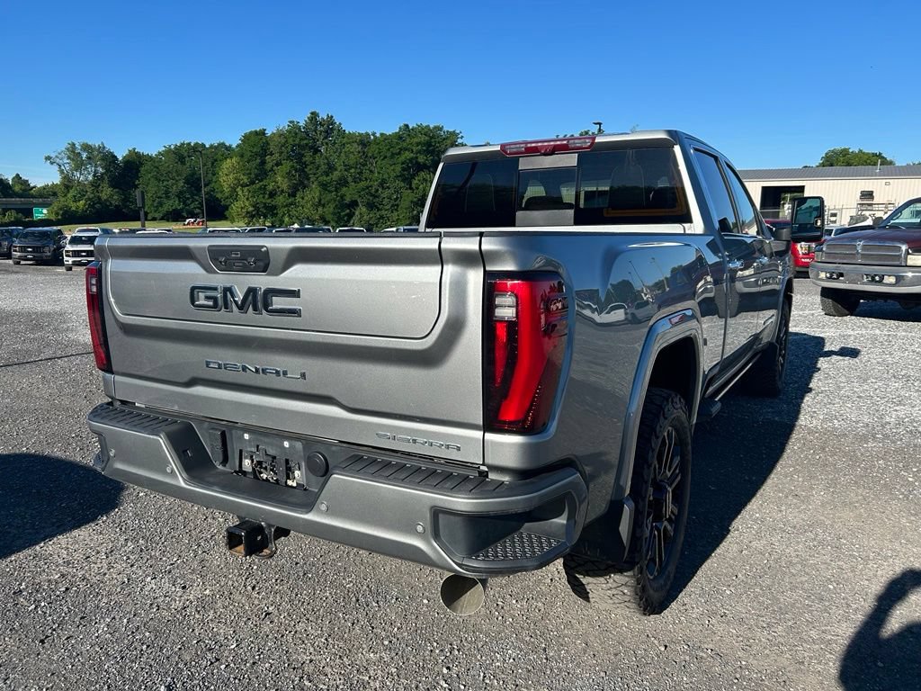 Used 2024 GMC Sierra 2500 Denali Ultimate AWD/4WD image 10