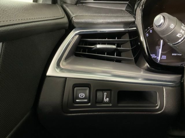 Used 2017 Cadillac XT5 Luxury w/ Driver Awareness Package image 23