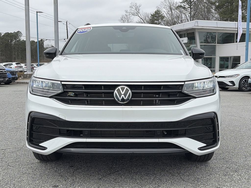 Certified 2022 Volkswagen Tiguan SE R-Line image 31