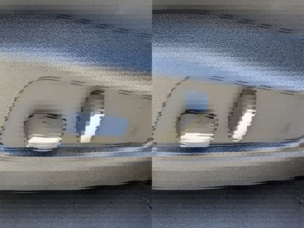 New 2026 Cadillac XT5 Luxury image 23