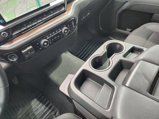 Used 2025 Chevrolet Silverado 2500 LT w/ Convenience Package image 18