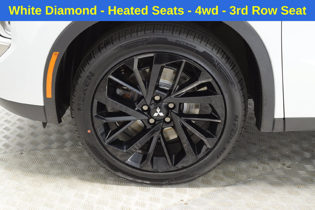 Used 2023 Mitsubishi Outlander SE AWD/4WD image 38