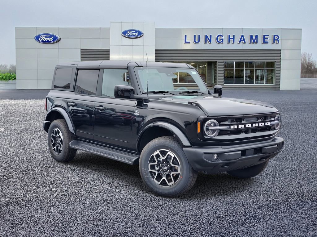 New 2025 Ford Bronco Outer Banks image 1