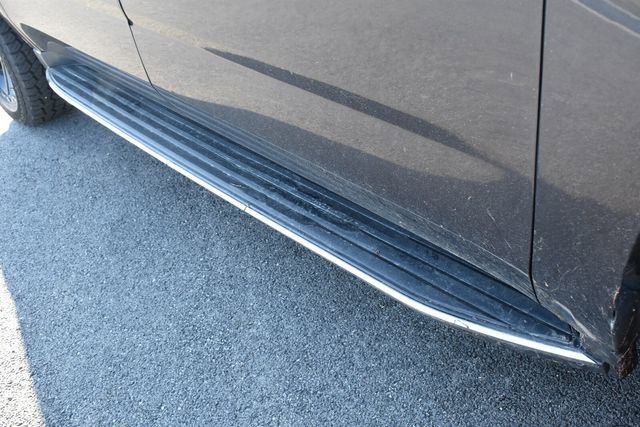 Used 2015 Chevrolet Suburban LTZ image 12