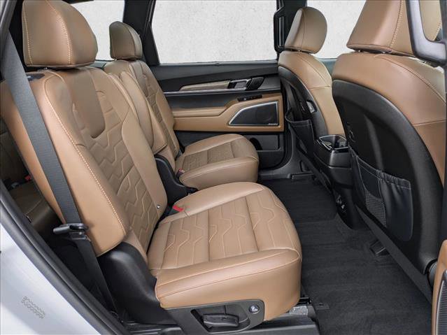 Used 2022 Kia Telluride SX w/ SX Prestige Package image 23