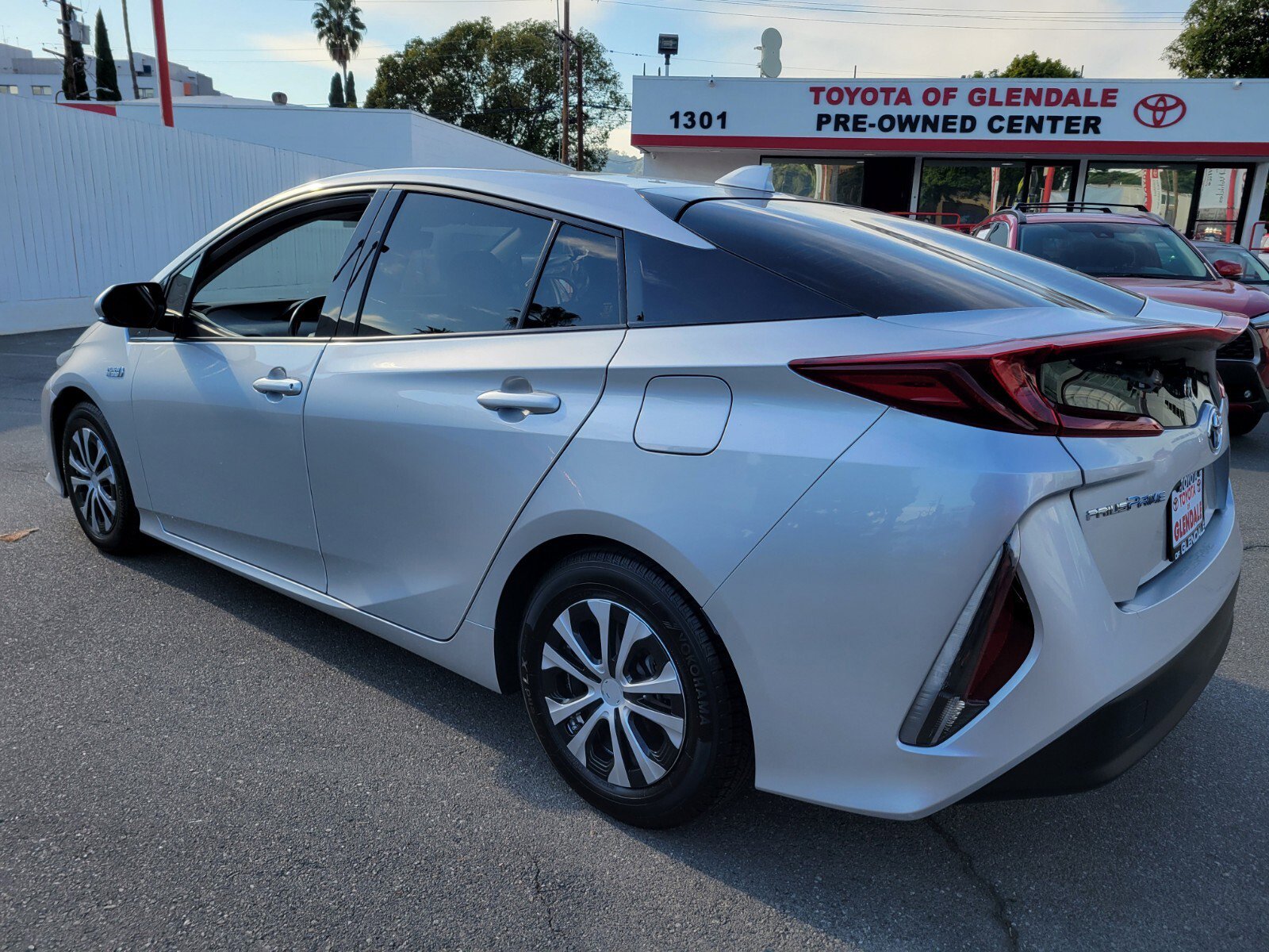 Certified 2020 Toyota Prius Prime LE image 7