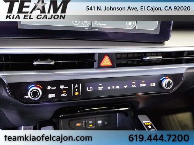 Certified 2025 Kia Sorento SX Prestige AWD/4WD image 32