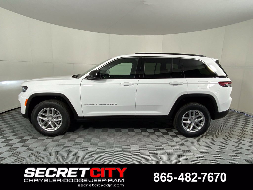 New 2026 Jeep Grand Cherokee Laredo X AWD/4WD image 4