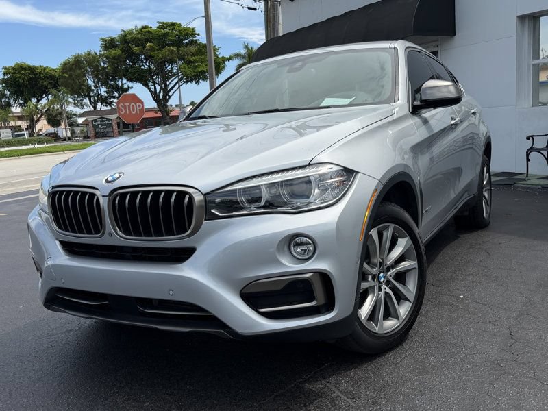 Used 2019 BMW X6 sDrive35i w/ Premium Package RWD image 1
